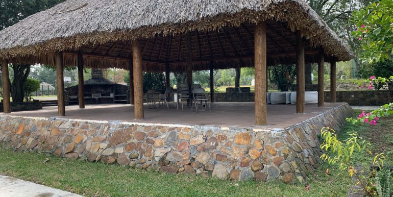 WhatsApp Image 2021-11-17 at 10.17.13 (1)